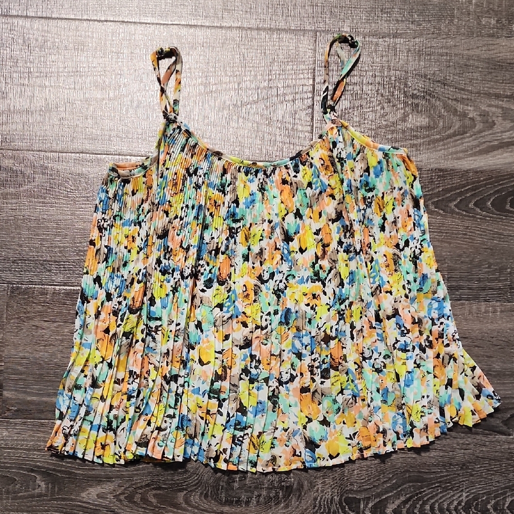 💋 BCBGeneration pleated floral Tank 💋